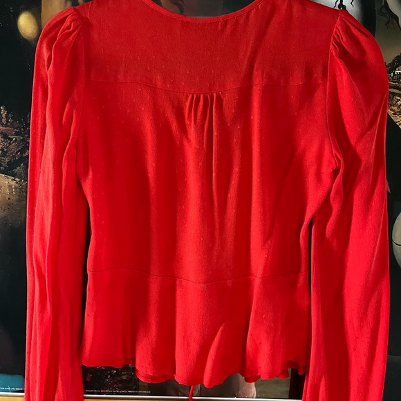 MANGO Blouse with long sleeves NWOT - Picture 2 of 9